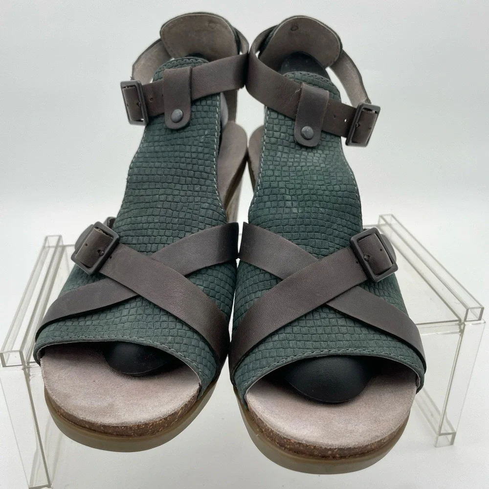 Dansko turquoise Green chunky block heel Emboss Comfort Sandal EU 42 US‎ 11.5-12